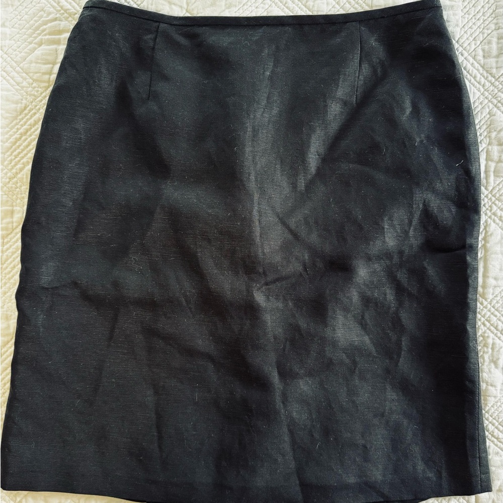 Tahari Black Pencil Skirt with Knife Pleat Linen Blend Size 10P Officewear